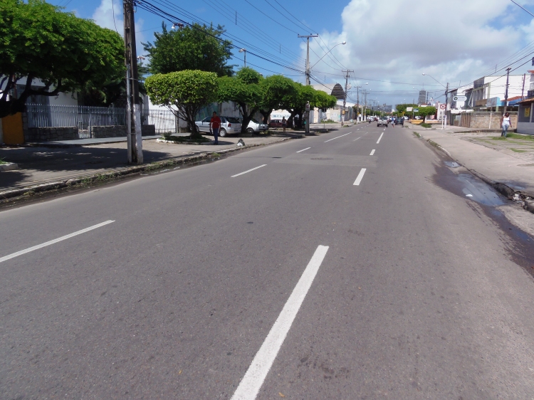 MTT continua a revitalização da sinalização horizontal das vias - SMTT Aracaju